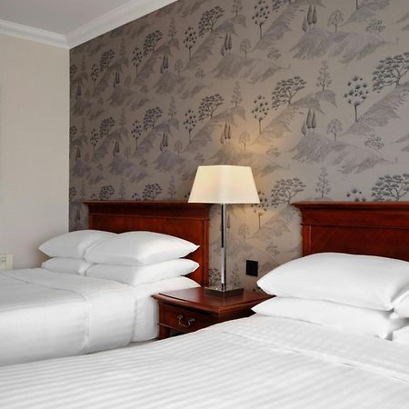 Delta Hotels By Marriott Worsley Park Country Club Ngoại thất bức ảnh